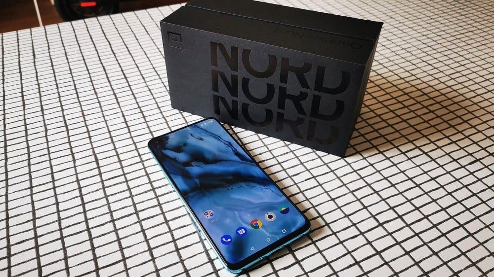 oneplus_nord_with_box