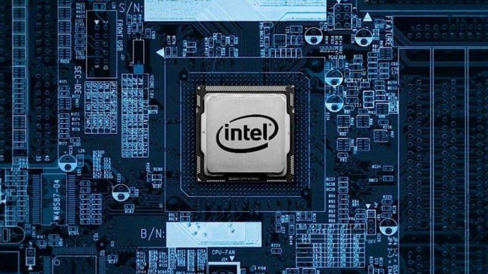 Intel chip on a circuit board 